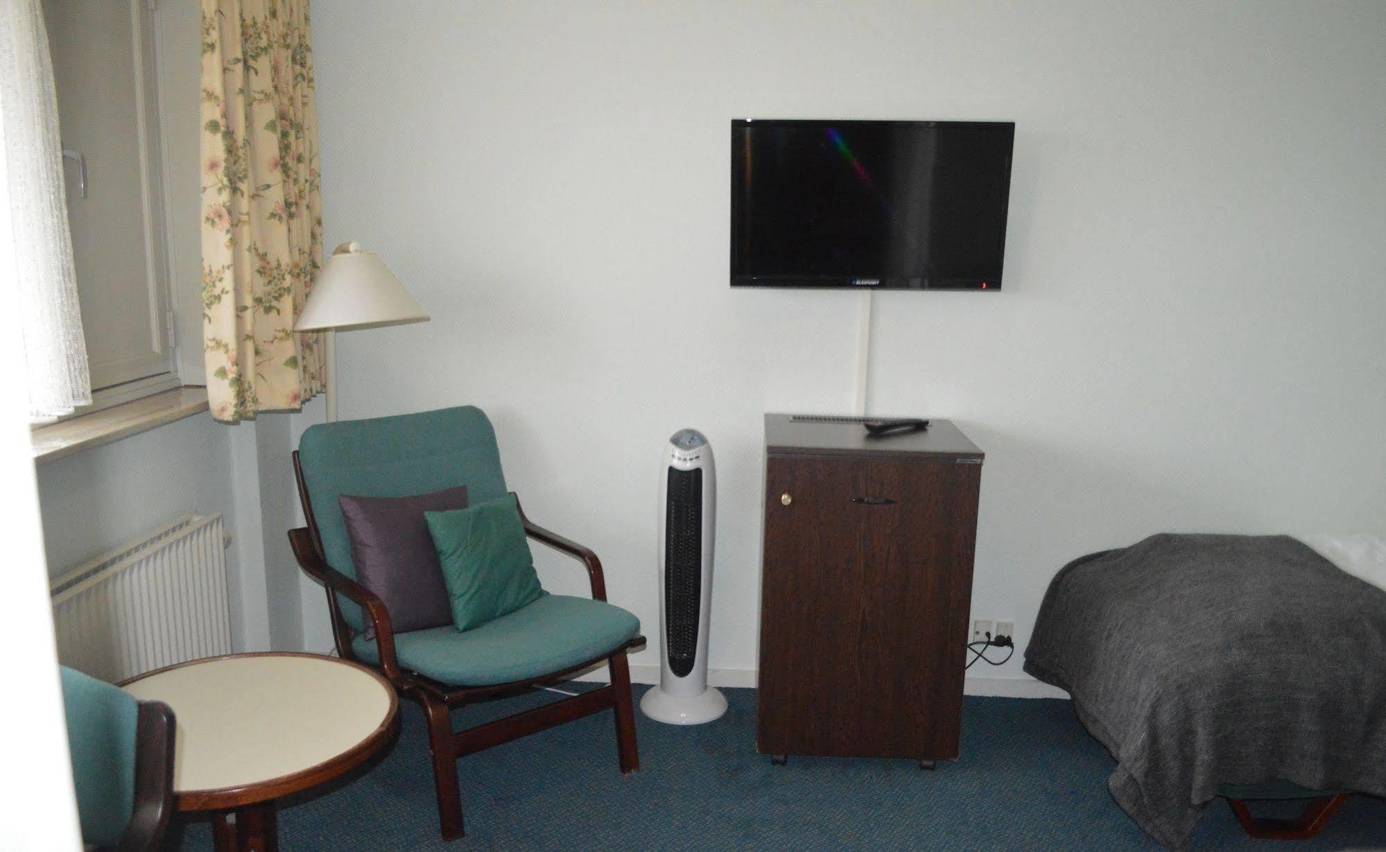 أودنسه Hotel Naesbylund Kro المظهر الخارجي الصورة