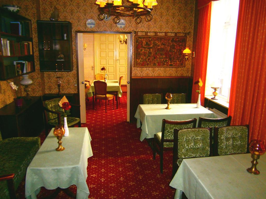 أودنسه Hotel Naesbylund Kro المظهر الخارجي الصورة